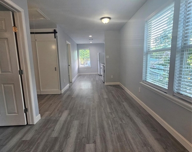 4724 4th           Units    B,c,d,e Street - Photo Thumbnail 3