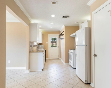 1802 Turnpike Road - Photo Thumbnail 14