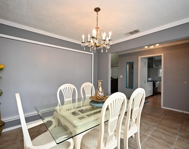 13102 Richmond Avenue - Photo Thumbnail 23