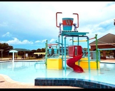 1527 Lake Pauline Court - Photo Thumbnail 42