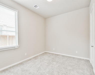 27025 Sofia Forest Drive - Photo Thumbnail 12