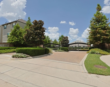 4004 Centre Meadow Way - Photo Thumbnail 31