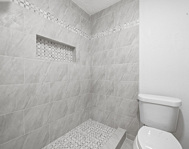 8726 Wilcrest Drive - Photo Thumbnail 13