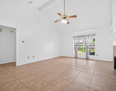 6510 Grand Haven Drive - Photo Thumbnail 8
