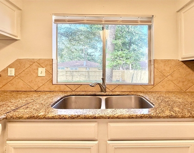 6 Maywind Court - Photo Thumbnail 16