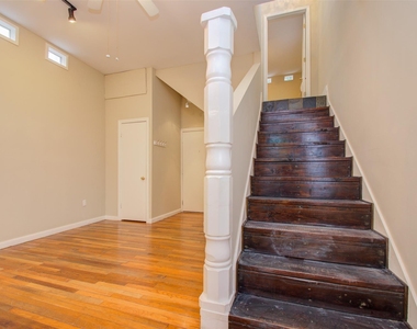 5419 Gulfton Street - Photo Thumbnail 11