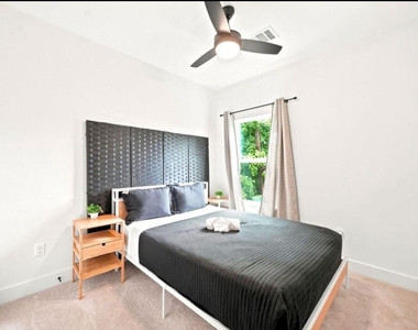 9240 Culver Street - Photo Thumbnail 13