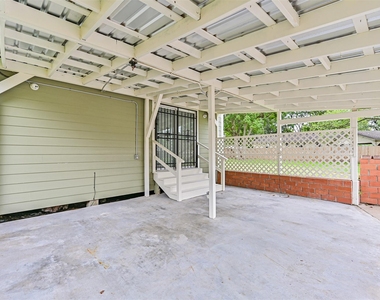 5220 Krueger Drive - Photo Thumbnail 16