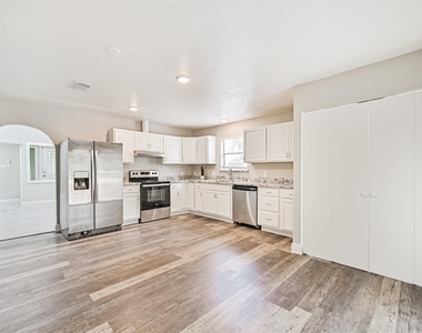 5220 Krueger Drive - Photo Thumbnail 29
