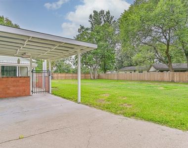 5220 Krueger Drive - Photo Thumbnail 13