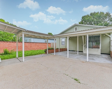 5220 Krueger Drive - Photo Thumbnail 14