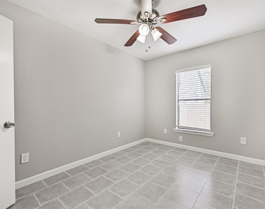 5220 Krueger Drive - Photo Thumbnail 35