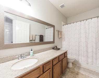 9934 Barr Lake Drive - Photo Thumbnail 14