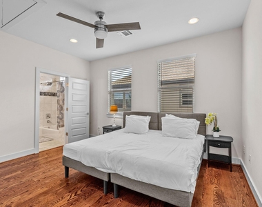 4831 Chenevert Street - Photo Thumbnail 14