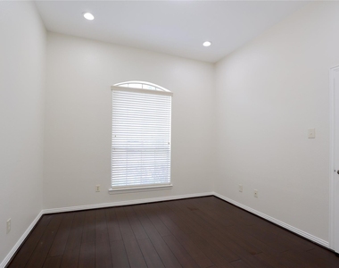 24322 Bella Florence Drive - Photo Thumbnail 14