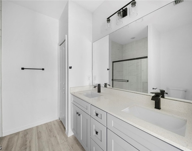 528 Se 6th Street - Photo Thumbnail 16