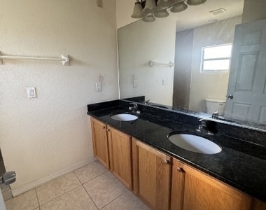 2602 24th Street Sw - Photo Thumbnail 12