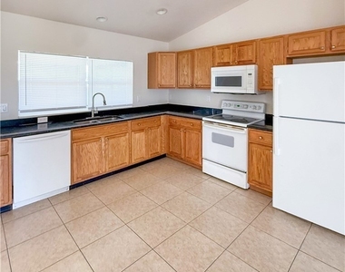 2602 24th Street Sw - Photo Thumbnail 1