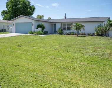 2122 Se 6th Terrace - Photo Thumbnail 2