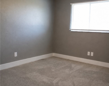 2122 Se 6th Terrace - Photo Thumbnail 15