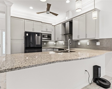 12045 Lakewood Preserve Place - Photo Thumbnail 22
