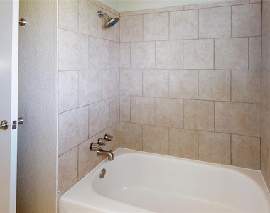 210 W G Street - Photo Thumbnail 18