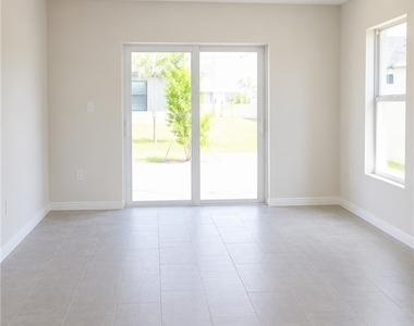 1501 Ne 43rd Terrace - Photo Thumbnail 9