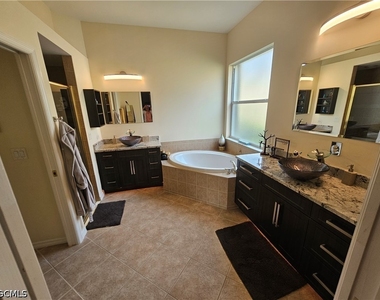2323 Baynmar Dr - Photo Thumbnail 11