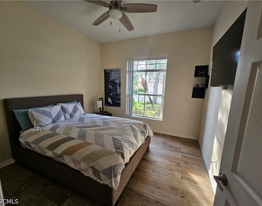 2323 Baynmar Dr - Photo Thumbnail 1