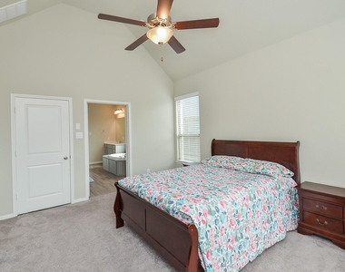 3035 Dragonlet Lane - Photo Thumbnail 17