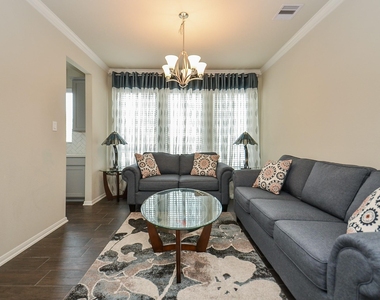 3035 Dragonlet Lane - Photo Thumbnail 37