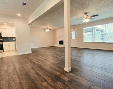 14211 Sylvia Drive - Photo Thumbnail 12
