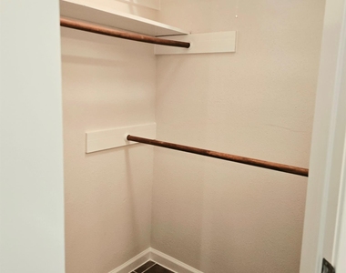 14211 Sylvia Drive - Photo Thumbnail 17