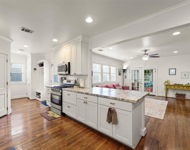 817 Gale Street - Photo Thumbnail 17