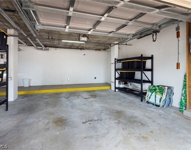 10475 Gulf Shore Drive - Photo Thumbnail 30