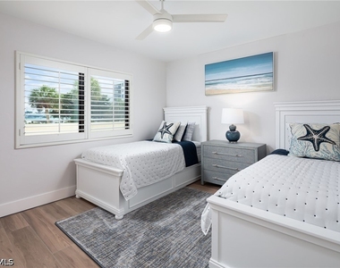 10475 Gulf Shore Drive - Photo Thumbnail 19