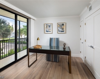 10475 Gulf Shore Drive - Photo Thumbnail 7