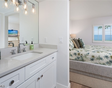 10475 Gulf Shore Drive - Photo Thumbnail 16