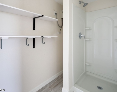 10475 Gulf Shore Drive - Photo Thumbnail 28