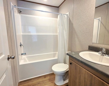 401 S Woodson Street - Photo Thumbnail 10