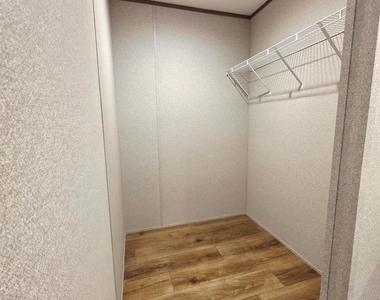 401 S Woodson Street - Photo Thumbnail 8