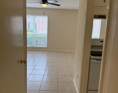 6402 Del Monte Drive - Photo Thumbnail 7
