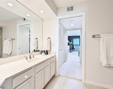 4551 Gulf Shore Boulevard N - Photo Thumbnail 16