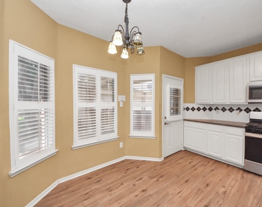 23003 Governorshire Drive - Photo Thumbnail 26