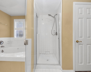23003 Governorshire Drive - Photo Thumbnail 35