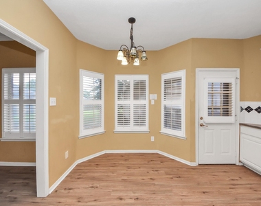 23003 Governorshire Drive - Photo Thumbnail 27