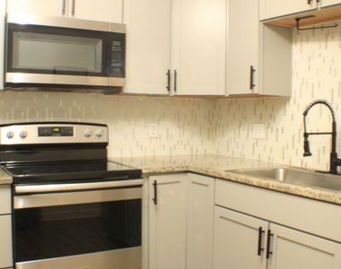 506 Azalea Street - Photo Thumbnail 11
