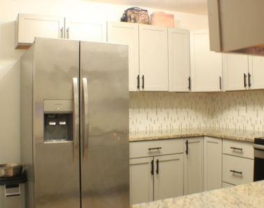 506 Azalea Street - Photo Thumbnail 10