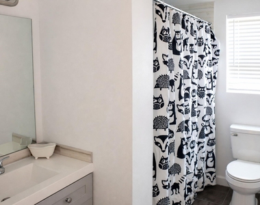 506 Azalea Street - Photo Thumbnail 12
