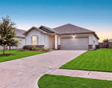 1024 Banyon Tree Lane - Photo Thumbnail 1